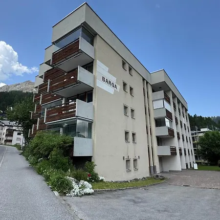 Stylish Alpine In Davos, Wifi & Netflix Apartament *