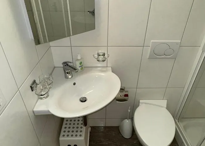 Stylish Alpine In Davos, Wifi & Netflix Apartamento Davos